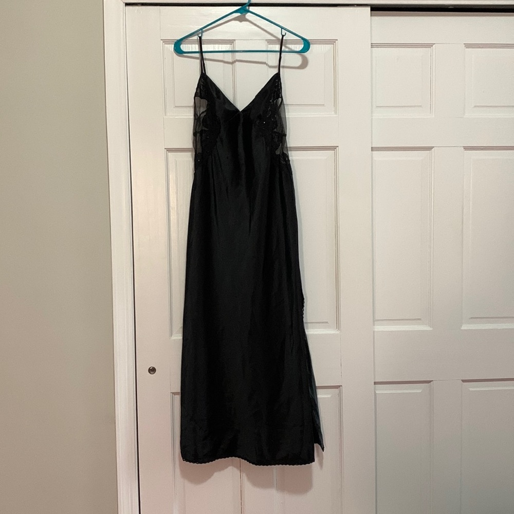 90s Victoria’s Secret Black Slip Dress - Lace and minor sequins